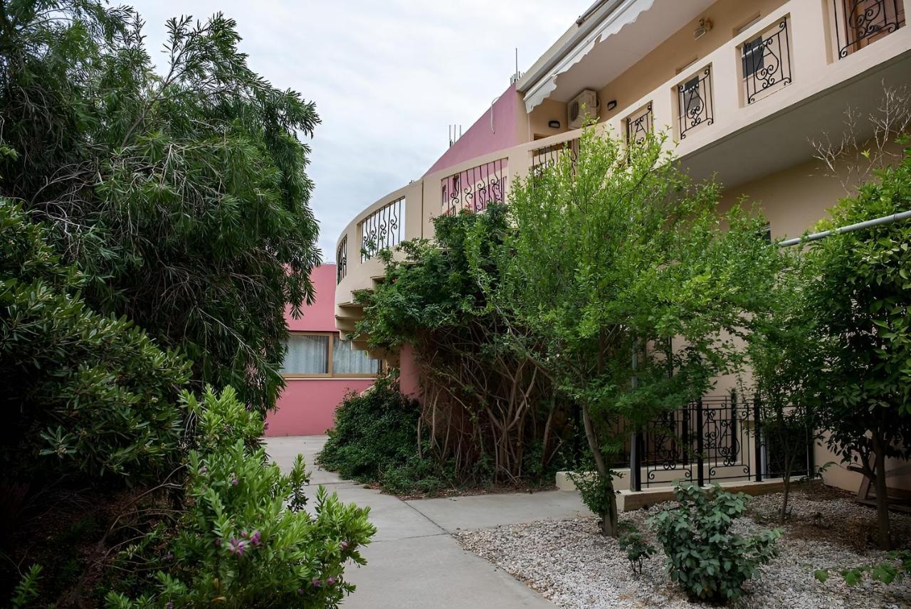 Mediterranean Sea Top Floor 팔라이오코라 외부 사진