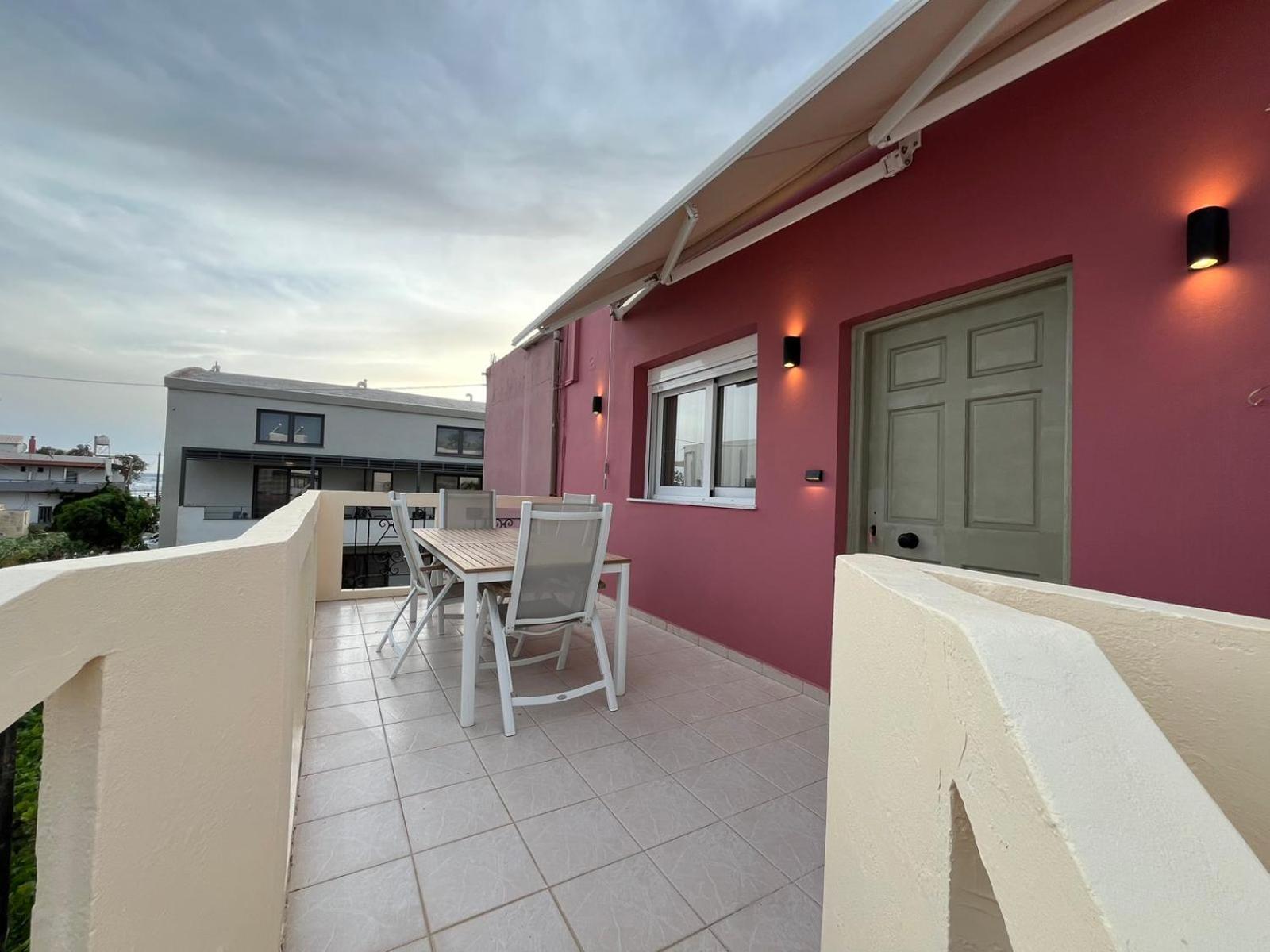 Mediterranean Sea Top Floor 팔라이오코라 외부 사진