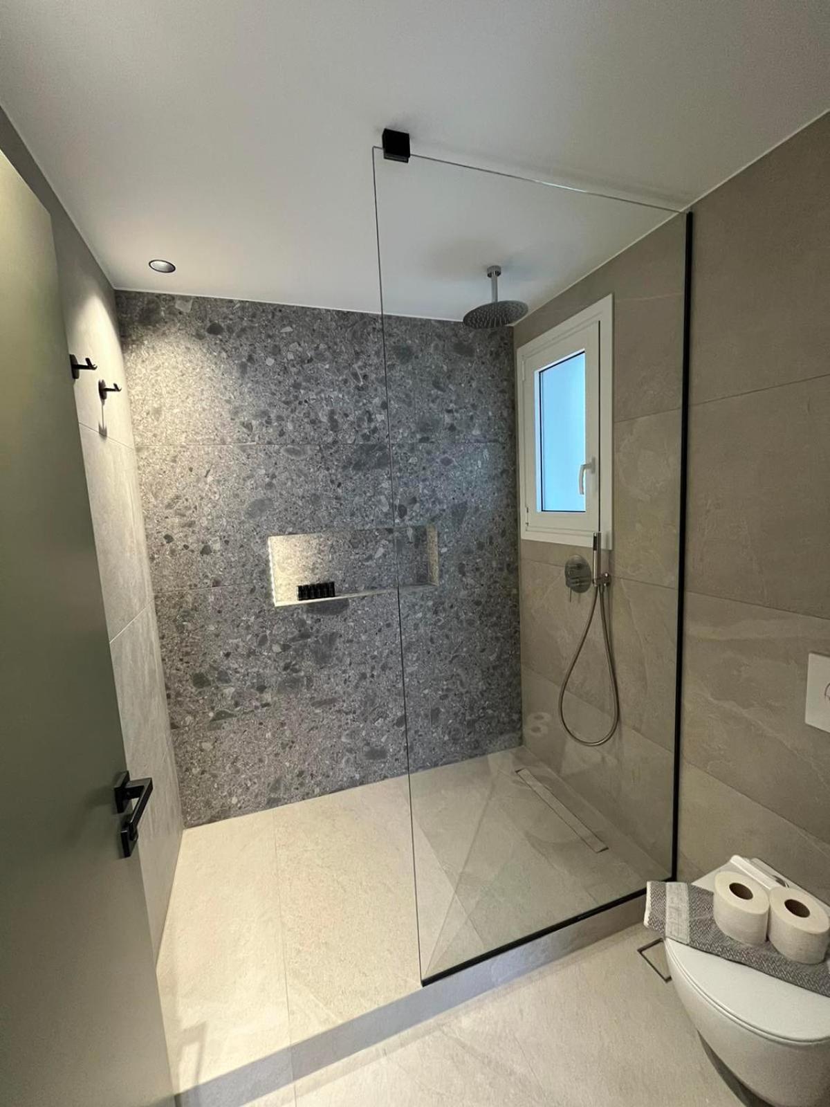 Mediterranean Sea Top Floor 팔라이오코라 외부 사진