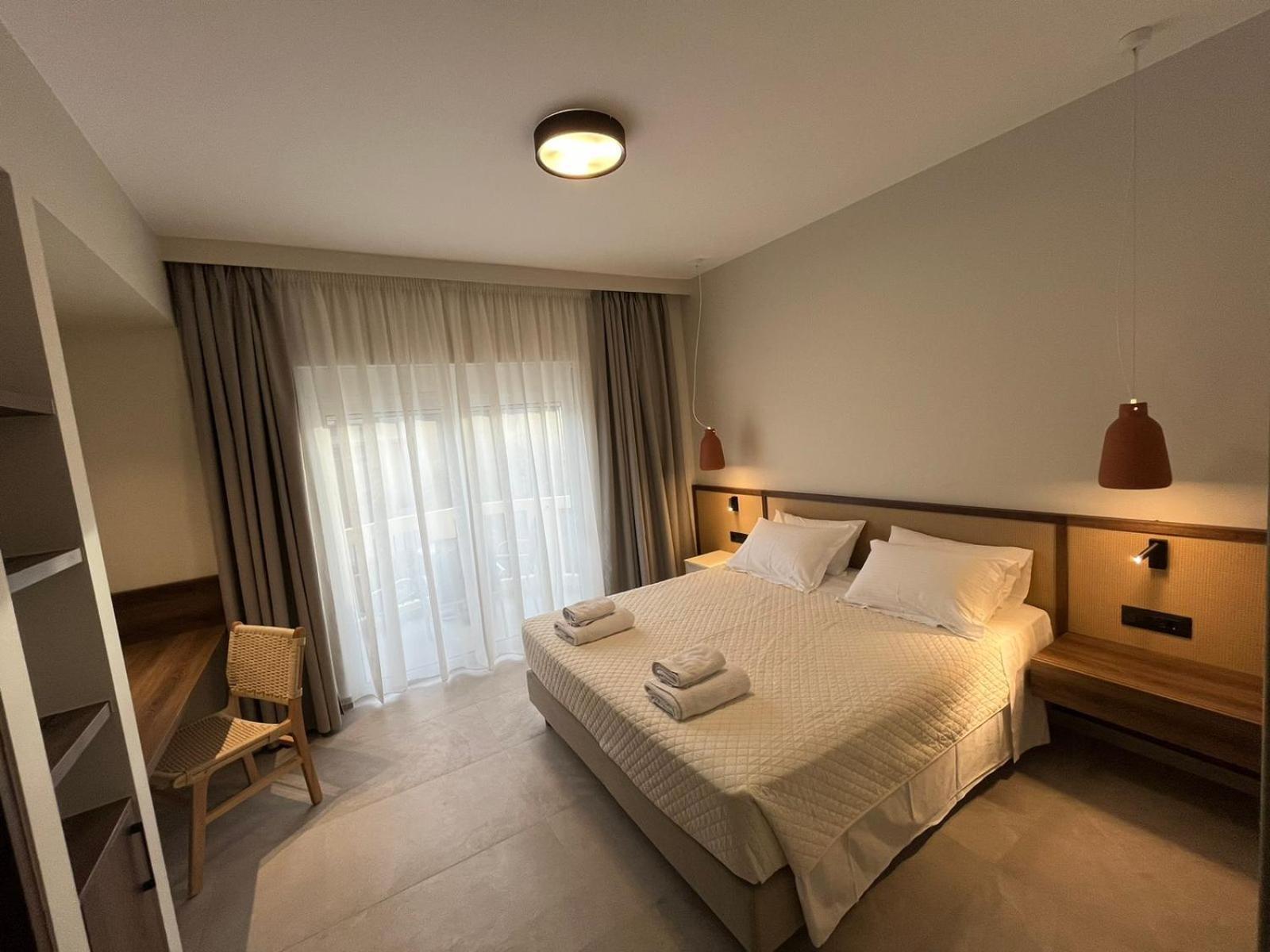 Mediterranean Sea Top Floor 팔라이오코라 외부 사진