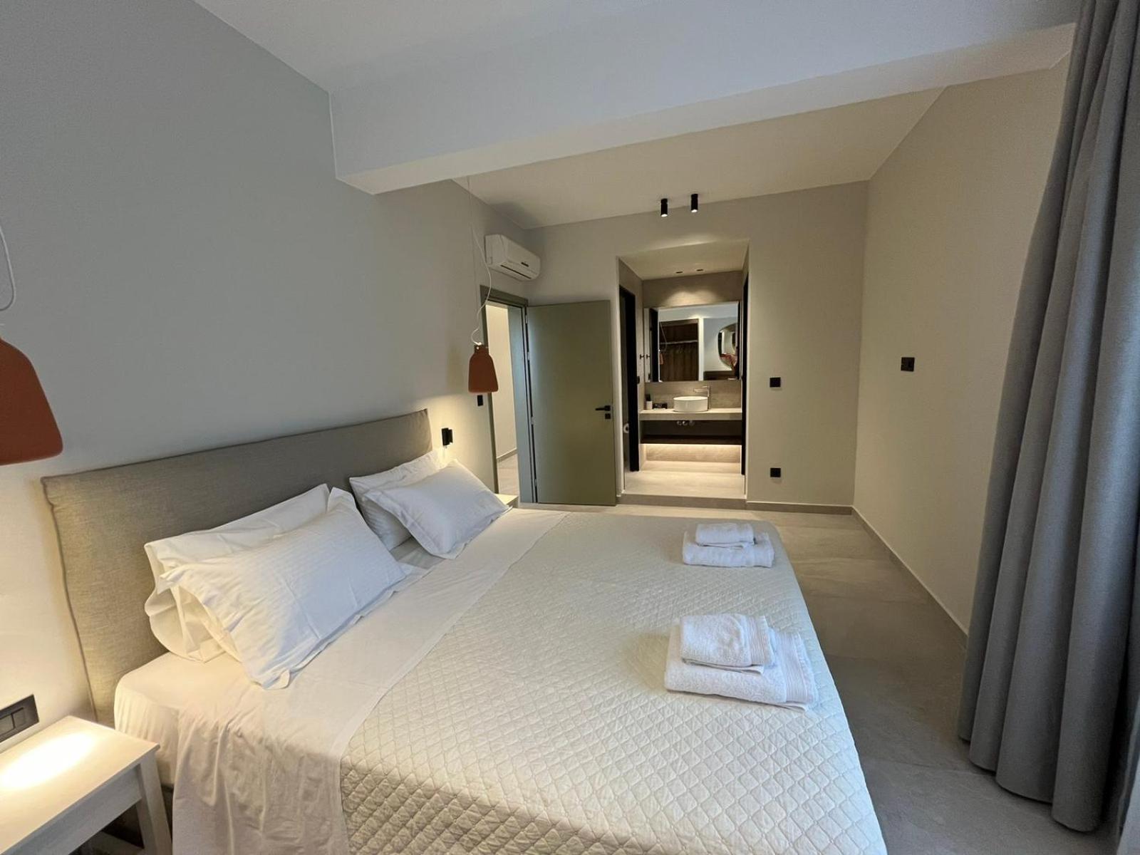 Mediterranean Sea Top Floor 팔라이오코라 외부 사진