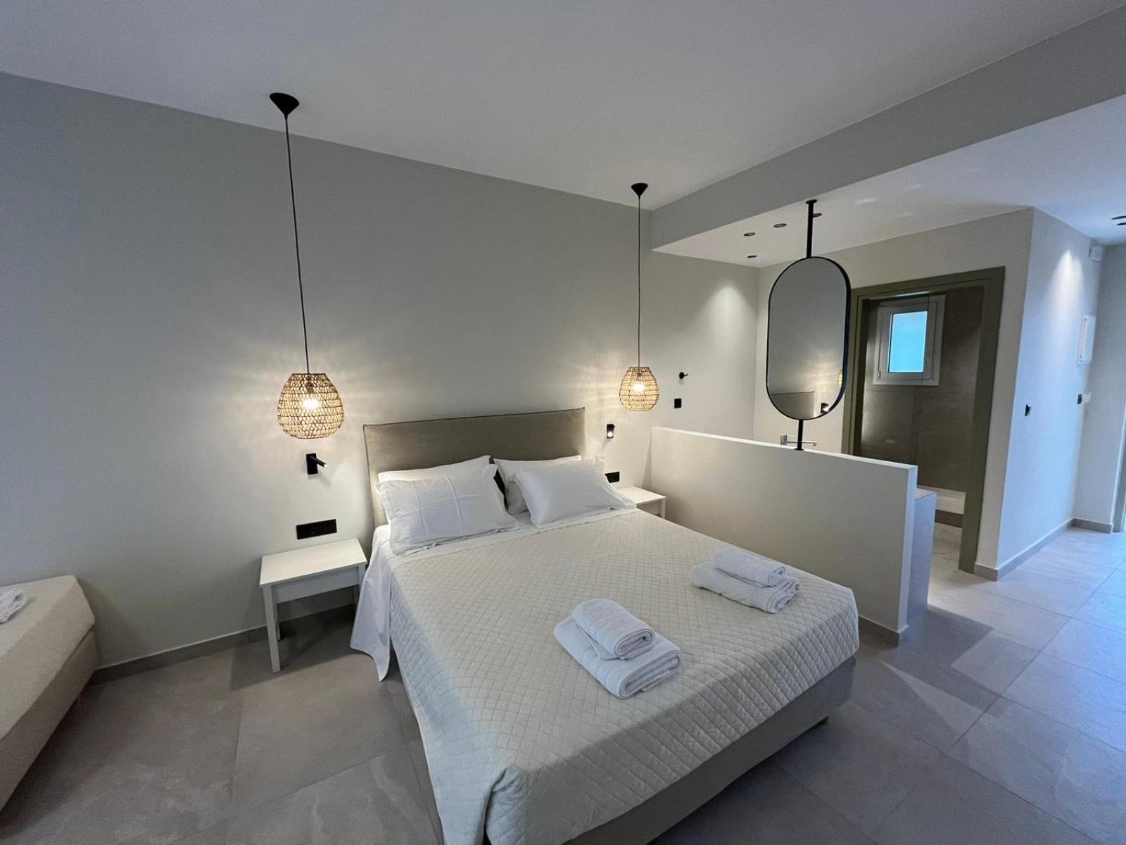Mediterranean Sea Top Floor 팔라이오코라 외부 사진