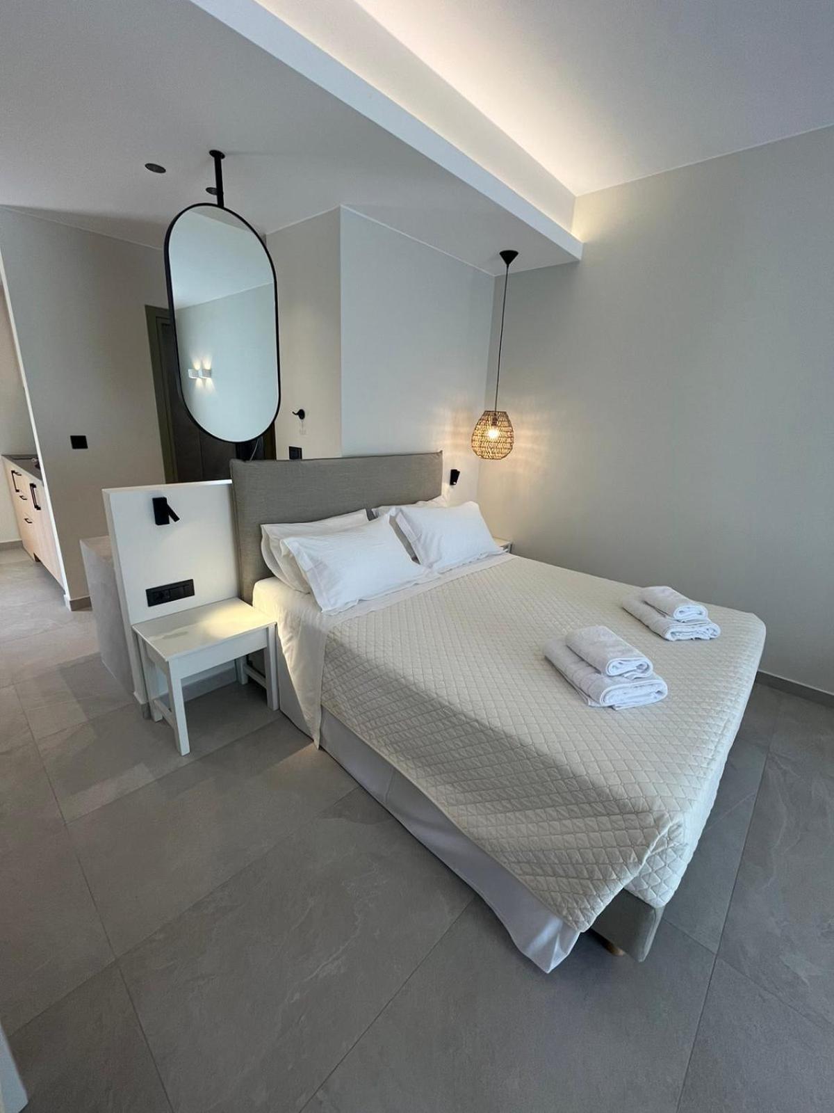 Mediterranean Sea Top Floor 팔라이오코라 외부 사진