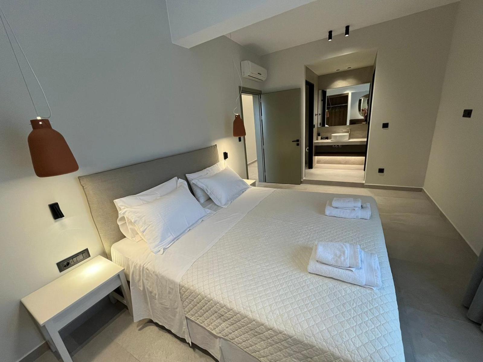 Mediterranean Sea Top Floor 팔라이오코라 외부 사진