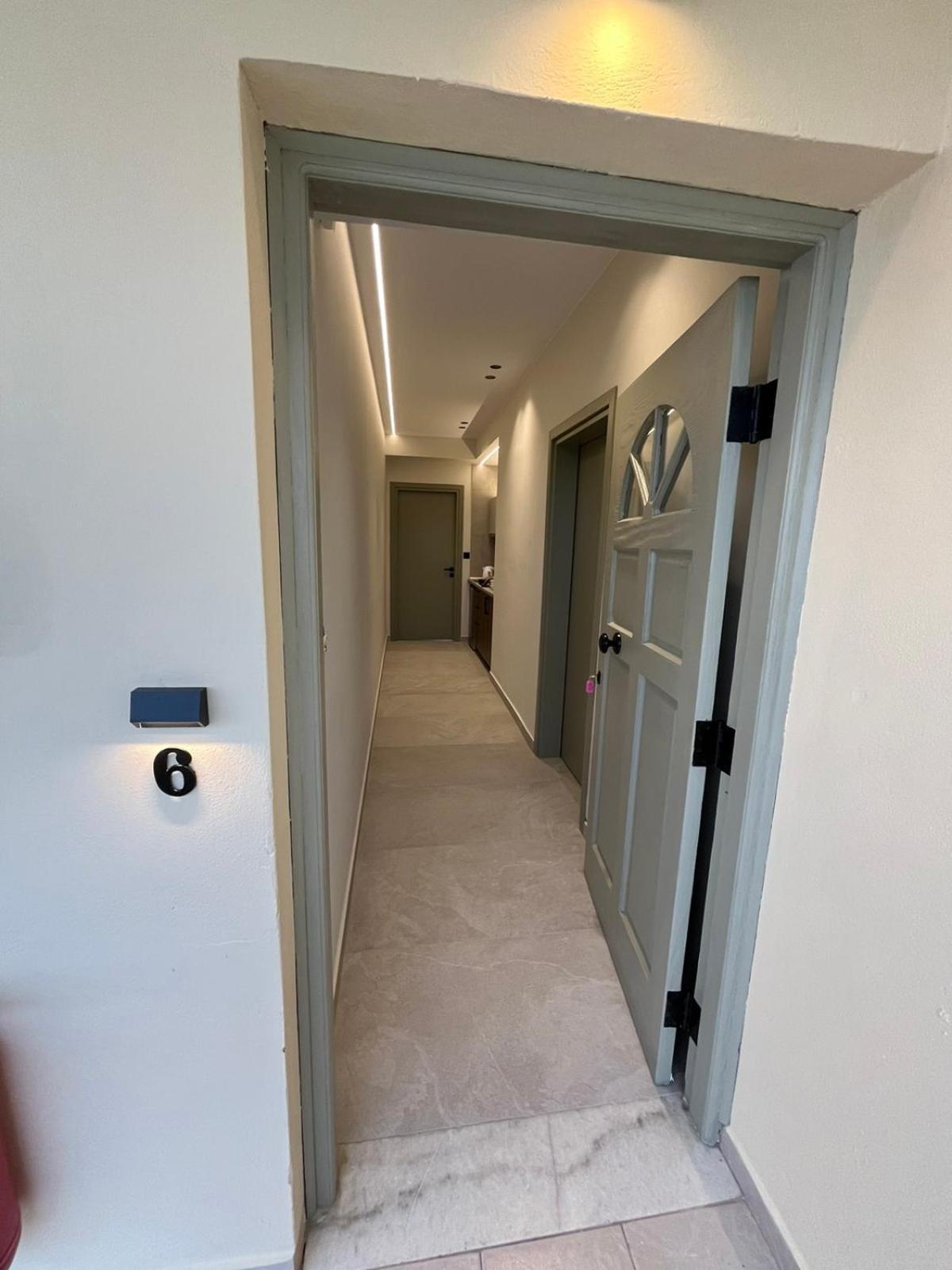 Mediterranean Sea Top Floor 팔라이오코라 외부 사진