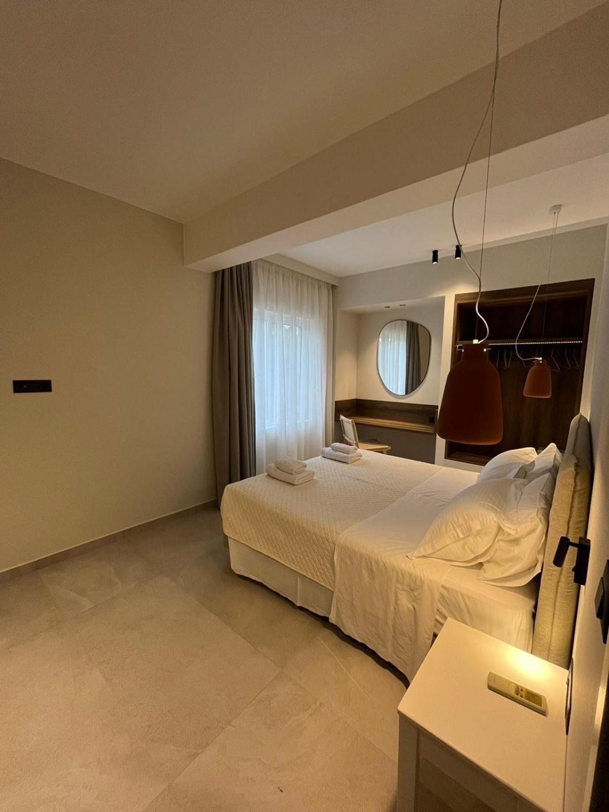 Mediterranean Sea Top Floor 팔라이오코라 외부 사진
