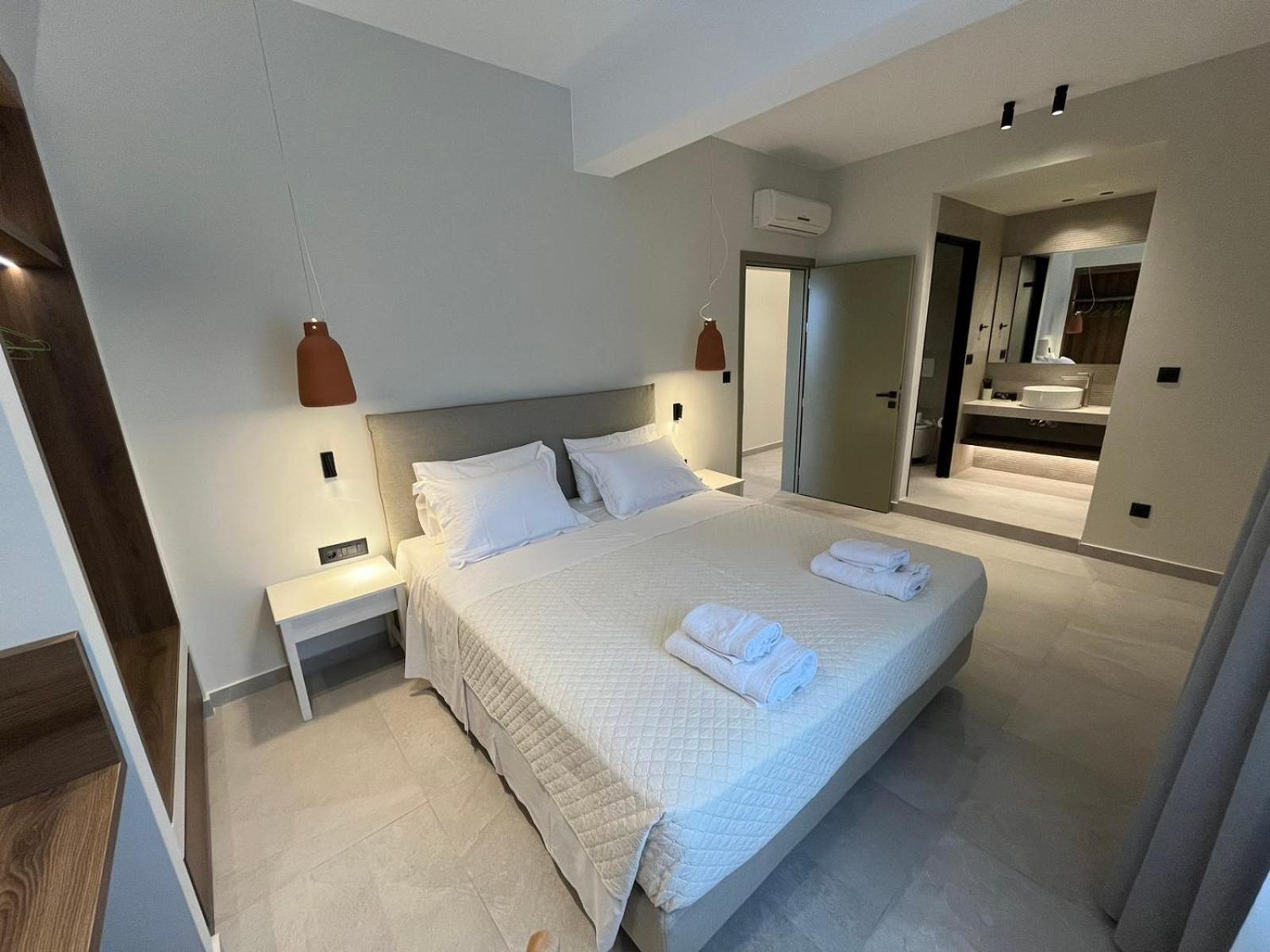 Mediterranean Sea Top Floor 팔라이오코라 외부 사진